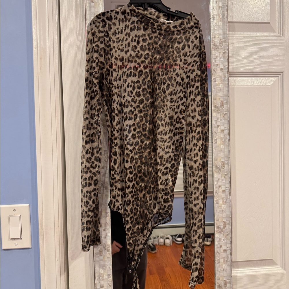 Leopard Print Long Sleeve Bodysuit